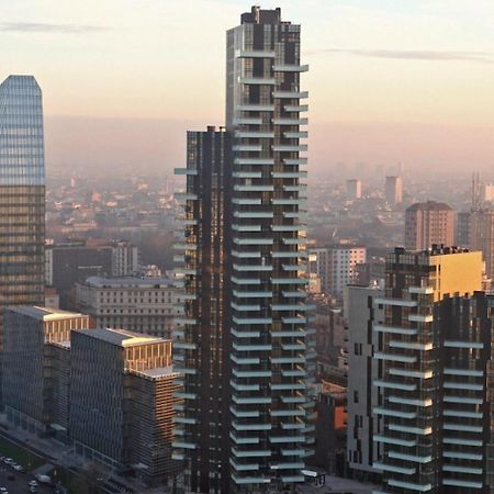 Stylish Elegant Suite In Torre Solaria With Exclusive Milan'S View 외부 사진