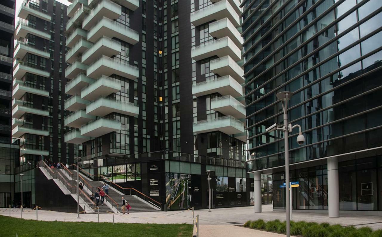 Stylish Elegant Suite In Torre Solaria With Exclusive Milan'S View 외부 사진